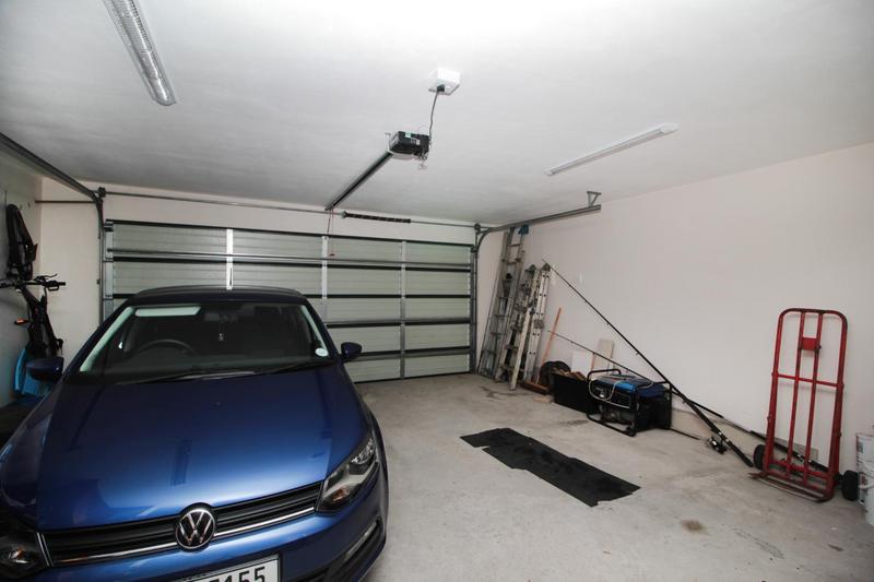 2 Bedroom Property for Sale in Reebok Western Cape